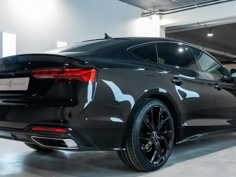 Audi A5 Zwart '23 01